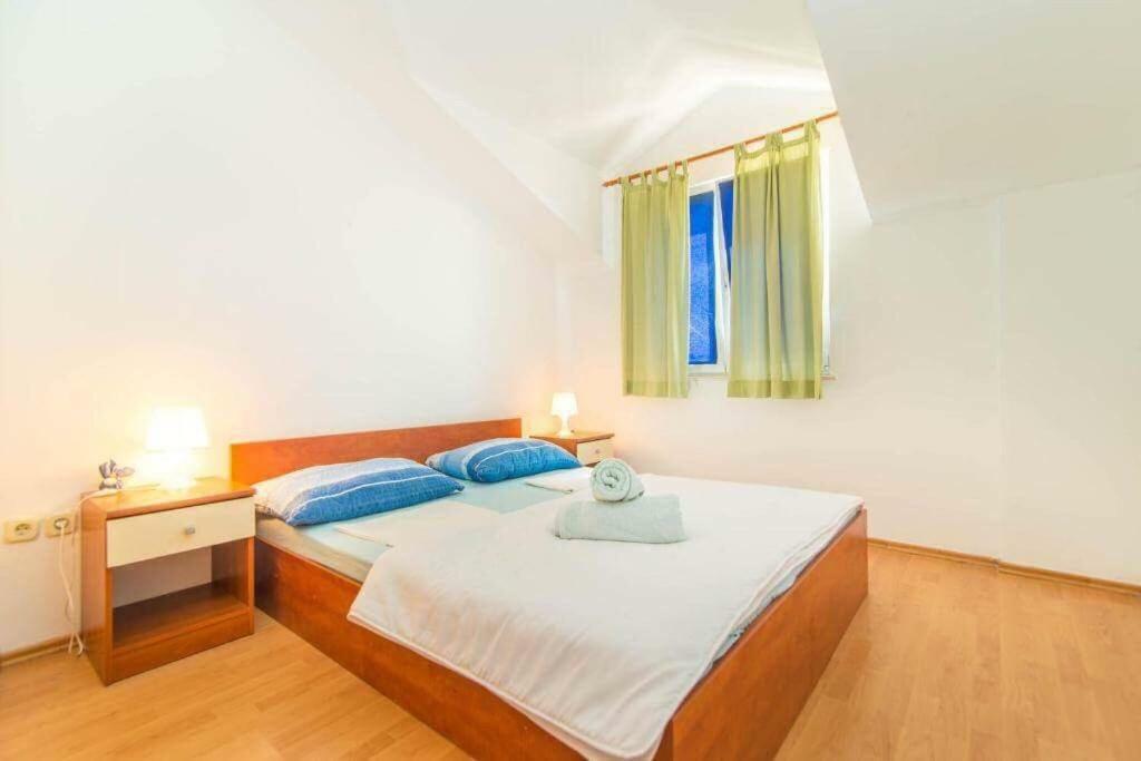 Apartmani Jerkin Vodice Exteriör bild
