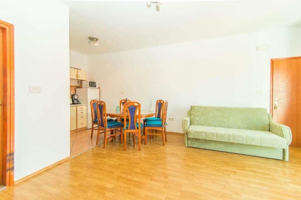 Apartmani Jerkin Vodice Exteriör bild